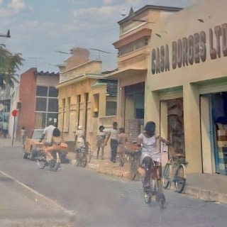 Goiana-Pe. Praça João Pessoa - Caixa Economica Federal. Centro, o ano pode ser 1970